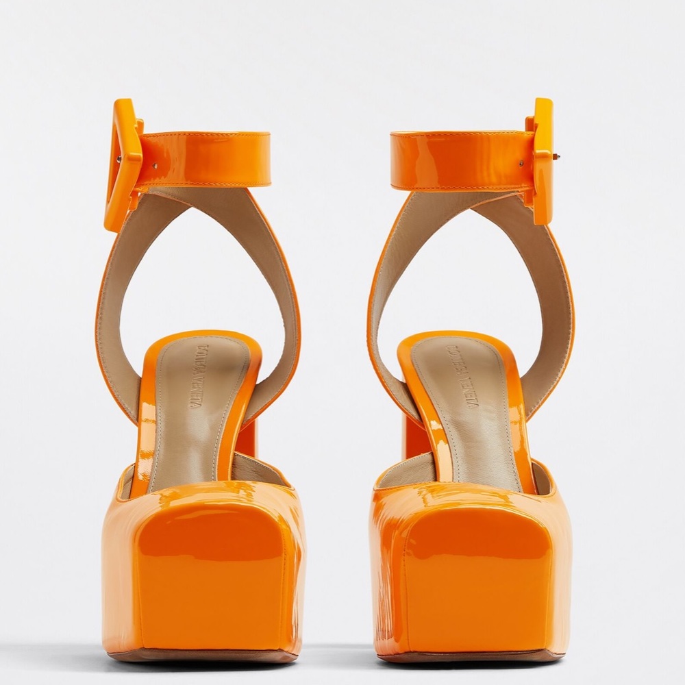 Authentic Bottega Veneta Tower Pump